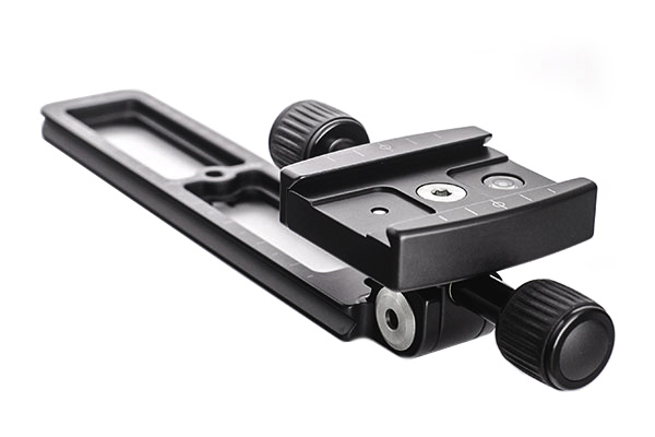 ２点支えでバランス取りに便利なVR-ホルダー